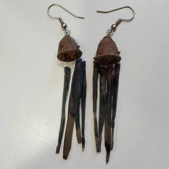 Earings - Picture 2 of 7